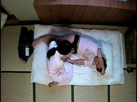 出張人妻 女マッサージ師ガイド 中出し！人気役者御用達！盗撮映像ベスト4時間　サンプル画像11